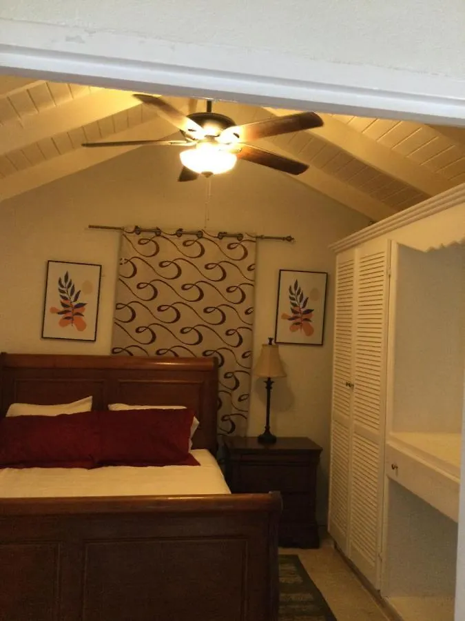 Villa Riana Barbados Christ Church Apartment
